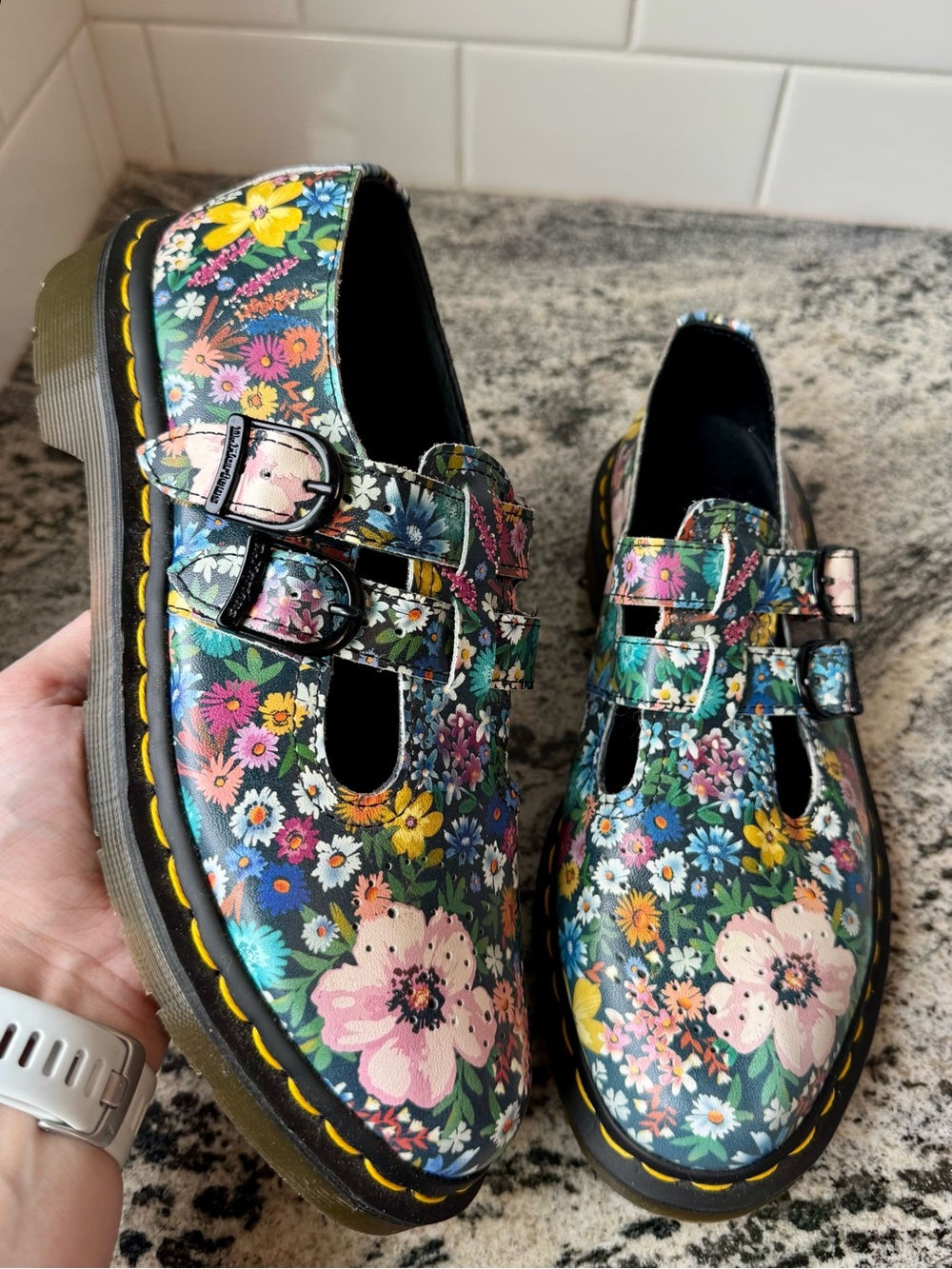 Dr. Martens 8065 Darcy Floral Mary Janes. Like New. Size 8.